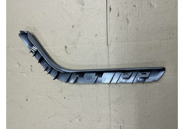 Накладка внутрішньої ручки передньої лівої дверки Peugeot 308, T7, 07-13, 9682480377