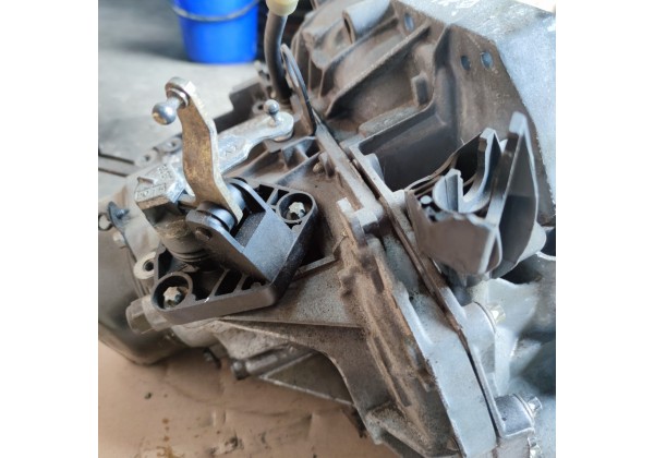 Коробка передач 1.6 бензин Renault Laguna 2 ,05-,JR5129,ціна 200 долл