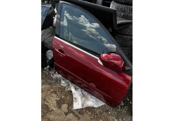 Дверка передня права Renault Laguna III, код фарби TENND, ціна за голу дверку 