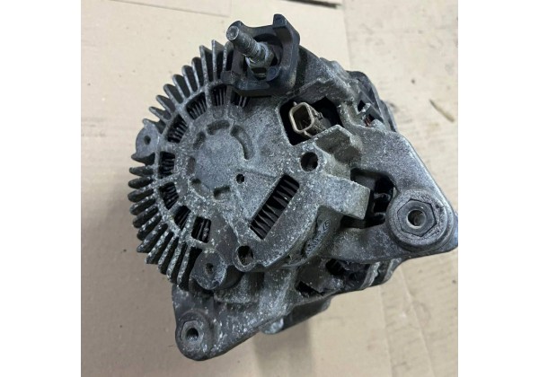 Генератор Renault, 2.0 DCi, 231004470R, 7711368888, 8200404465, 8200571531, 8200654785, 8200960536