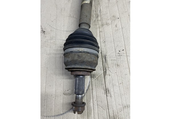 Полуось права Renault Laguna II 05-, 2.0, 8200363697