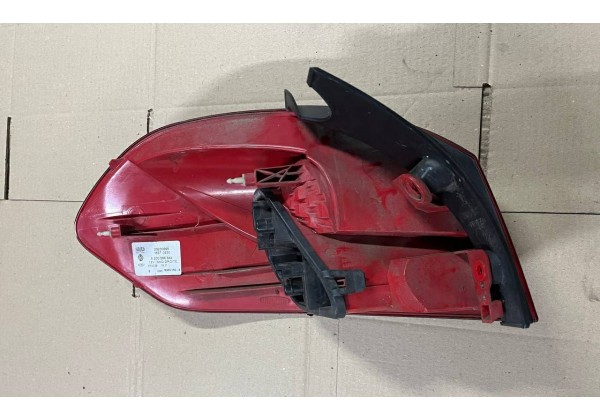 Ліхтар задній правий  Renault Clio 3, універсал, 05-12, 8200586844, 20230999