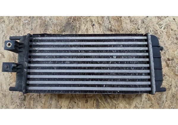 Радіатор інтеркулера Peugeot 308, 3008, 5008, DS4, DS5, Citroën Berlingo II, C4, C4 II, C4 III 1.6, 2.0 Hdi, 1.2 Thp, 1.6 BlueHdi, 9800291280, 9684212480, 0384N9