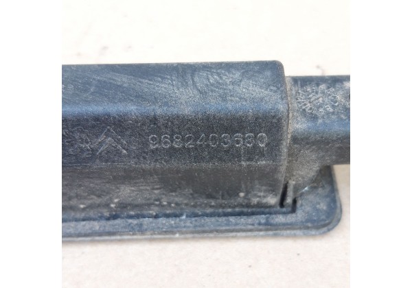 Ліхтар підсвітки номерного знака Citroen, Peugeot, 9682403680