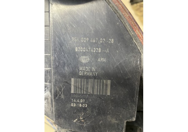 Ліхтар задній лівий Renault Scenic II 06-, 8200474328