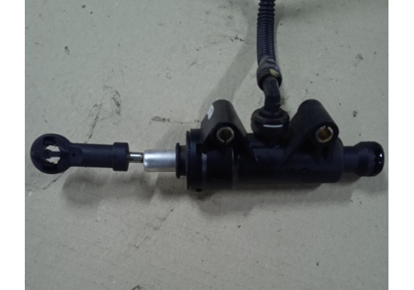 Головний циліндр зчеплення Peugeot 806, 807, Expert, Citroen C8, Jumpy, 1.9 D, 2.0 16V, 2.0HDi, 2.2HDi, 1487399080, 218207 *