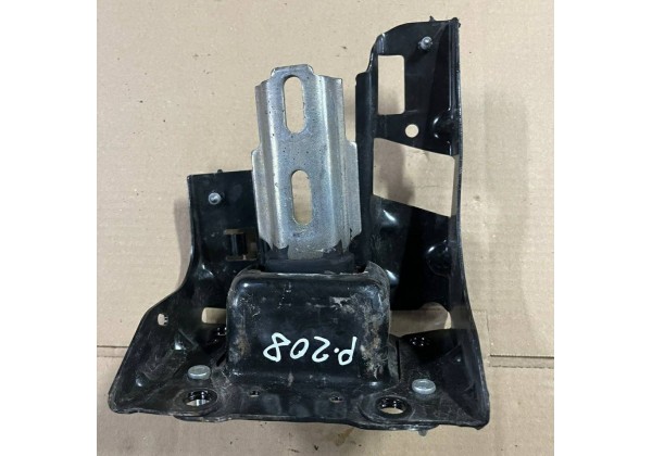 Подушка двигуна ліва Citroen C3 I-III, C4 Cactus, Peugeot 207, 208 I, 2008 I, 301, 308 II, 1.0 - 1.6i, 1.4HDi, 1813L2, 9807450980, 9810216980, 9880293280