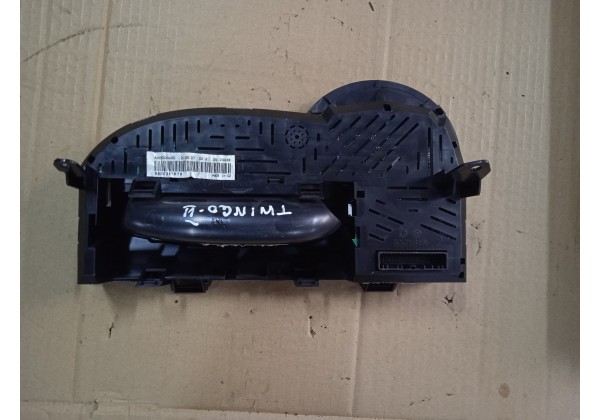 Панель приладів Renault Twingo 2, 8200387578