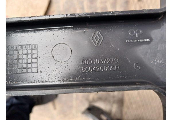 Кронштейн заднього бампера лівий Renault Megane III,  універсал, 850420009R