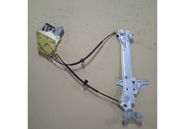 Склопідйомник лівої задньої дверки Renault Megane 3, 827210008R, 827310185R