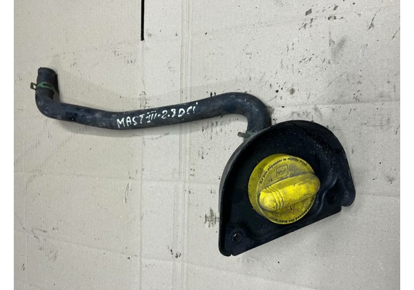 Маслозаливна горловина Renault, 1.6 DCi, 2.3 DCi, 8200795333