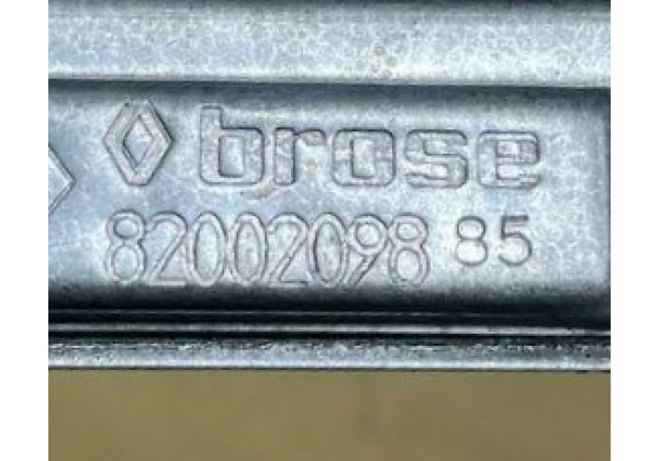 Склопідйомник передньої лівої дверки електричний Renault Clio 2, 5дв, Symbol, 8200209885