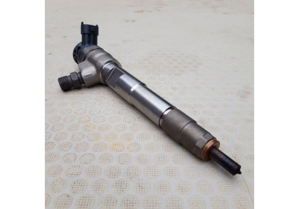 Форсунка дизельна Bosch, Renault 1.5 DCi, Euro-6, 0445110800, 8201636333, пробіг - 20000км.