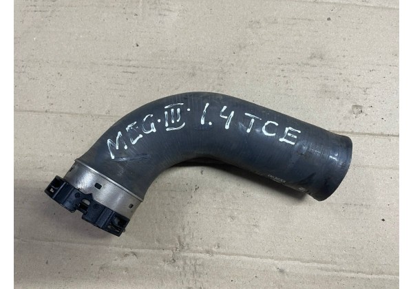 Патрубок інтеркулера правий середня частина Renault Megane 3, Scenic 3, 1.2, 1.4 TCe, 144600002R