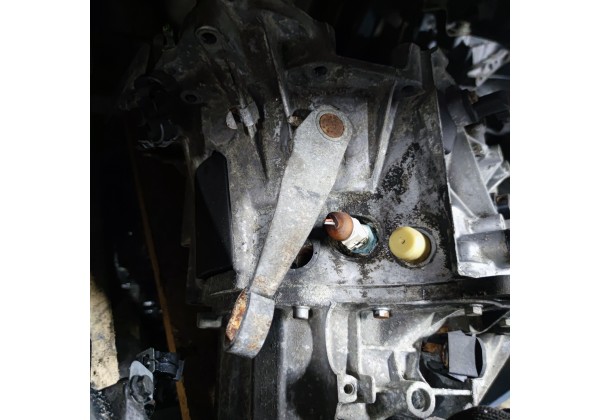 Коробка передач 1.8 бензин 16v Peugeot 406, 20CH41,ціна 150 долл