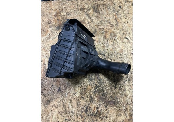 Корпус повітряного фільтра Renault Scenic III, Megane III, 1.5 DCi, 1.6 16V, 1.9 DCi, 8200947663, 8200820922