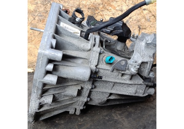 Коробка передач Рено Меган 3 для 1.4 тсе , TL4032