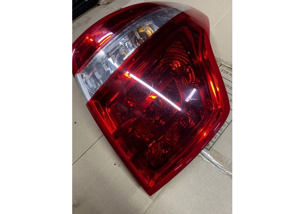 Ліхтар задній правий зовнішній Citroen C4 Picasso 06-13, 9653547480