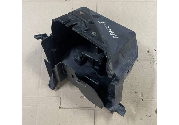 Корпус блока запобіжників Renault Kangoo 2, 8200744505