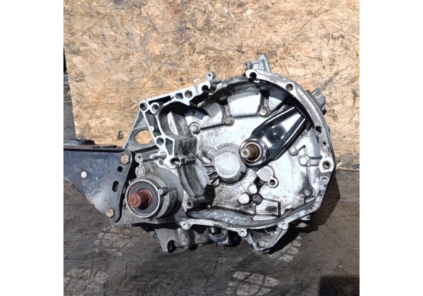 Коробка передач 1.7 бензин Renault 19,21, JB3060