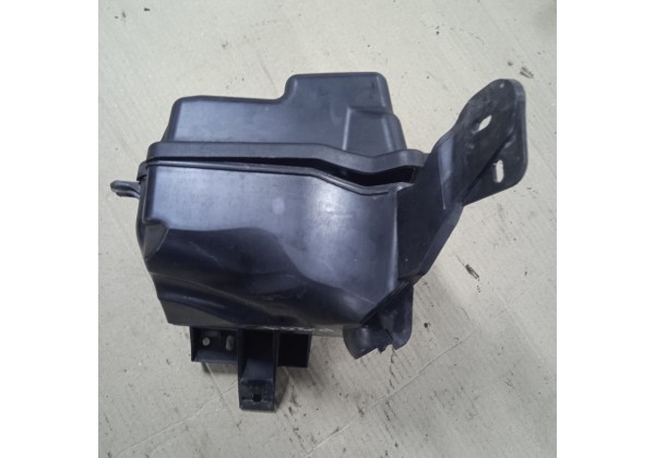 Корпус блока запобіжників Citroen C2 II, C3 II, Jumpy II, Peugeot 207, Expert II, 654587, 654588, 9657287080, 9657287180