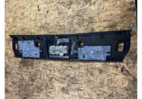 Накладка над лобовим склом внутрішня Renault Megane 3, кабріолет, 739750005R, 739752032R