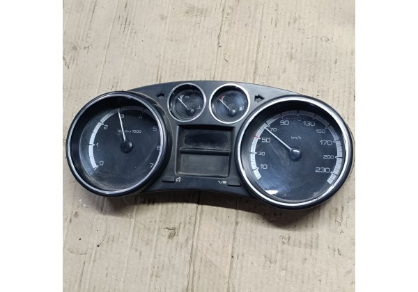 Щиток приладів Пежо 308 Т7  1.6 vti, МКПП, 9665107380