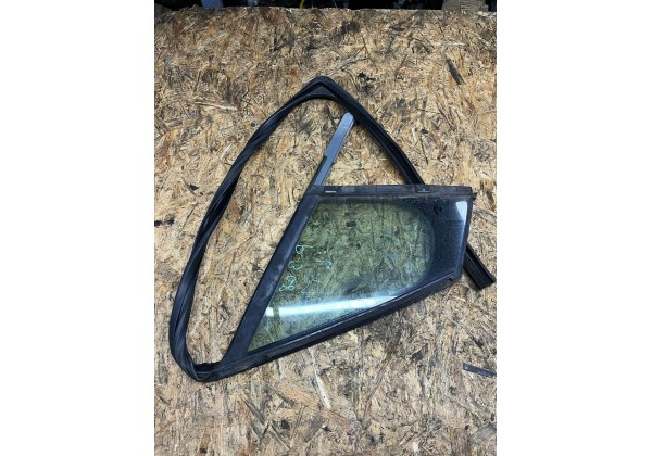 Скло кутове лівої передньої дверки Peugeot 308, T7, 07-13, SW, HB 5 дв, 9300T8, 9656648480