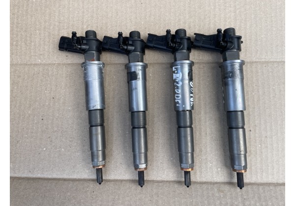 Форсунка дизельна Renault Laguna II, III, Espace IV, Koleos, Megane II, III, Scenic II, III, Trafic, 2.0 dCi, 166003429R, Bosch 0445115007, 8200409398, 7701476567, 90 тис. пробігу