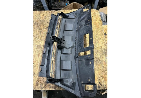 Кронштейн переднього бампера центральний Renault Scenic 3, 620360003R