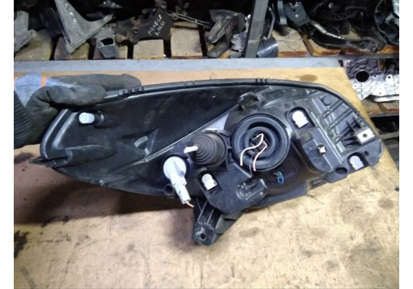Фара передня ліва Renault Sandero, 07-13, 8200733878
