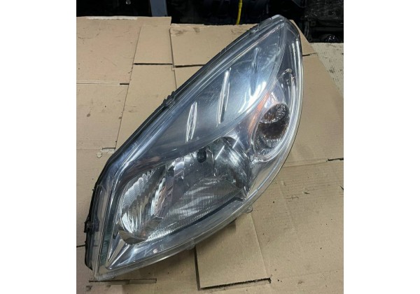 Фара передня ліва Renault Sandero, 07-13, 8200733878