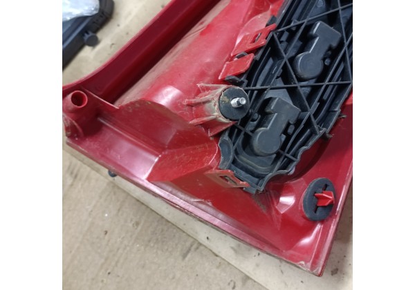 Ліхтар лівий Сітроен С3 05-09р