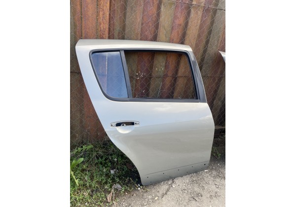 Двері задні праві Dacia Sandero I, TEKNM