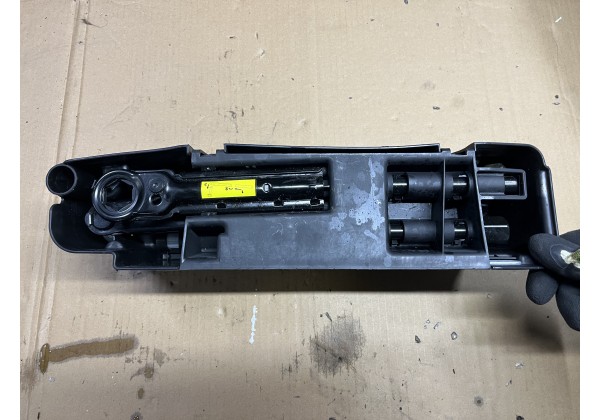Домкрат комплект Renault Espase 4 , 8200127794