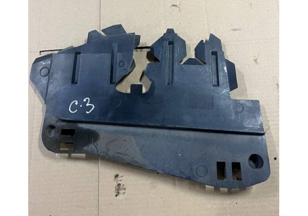 Дефлектор радіатора охолодження правий Citroen C3, 9640074280