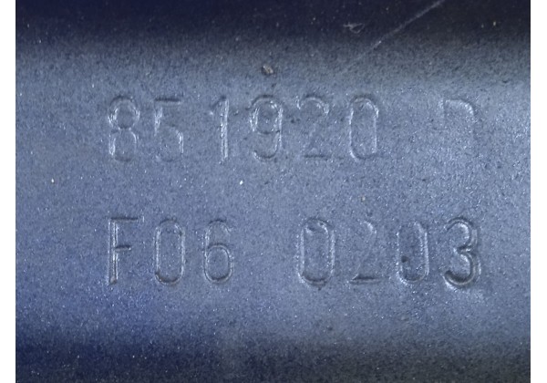 Кронштейн кріплення правого крила Citroen C8, Peugeot 807, 7213SX, 851920 *