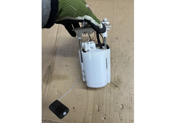 Модуль паливного насоса Renault Megane 3 , 1.6 16V, 172020029R