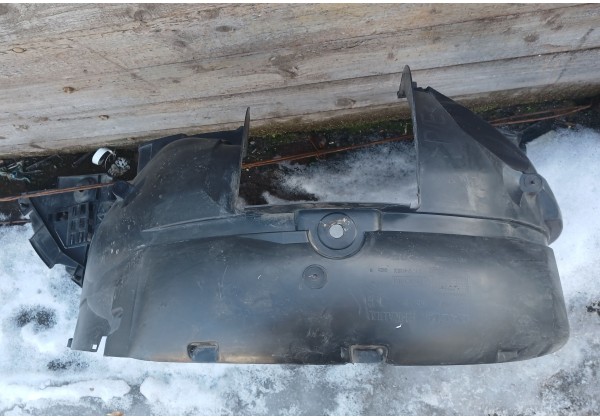Підкрилок передній лівий Renault Logan II, Sandero II, 13-17, 638410859R