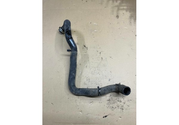 Патрубок радіатора охолодження нижній Renault Logan 2  Sandero 2, 0.9 TCe, 215016178R