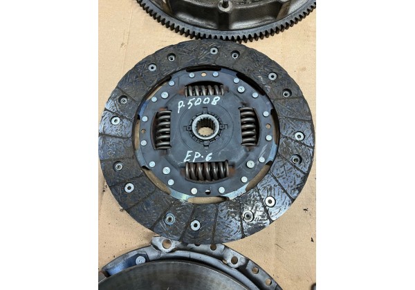 Комплект зчеплення з маховиком Citroen C4 II-III, Picasso, Berlingo 2, Peugeot 308, 3008, 5008, Partner 2, 1.4-1.6 16V, VTI, MPI, EP6, 0532S0, V7552305, 2053X3, 2051Y7