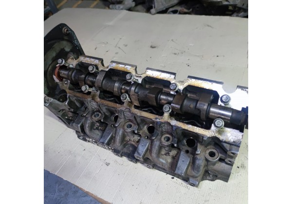 Головка двигуна 1.9 dci F9Q Renault Mégane 3, Scenic 3, некомплектна