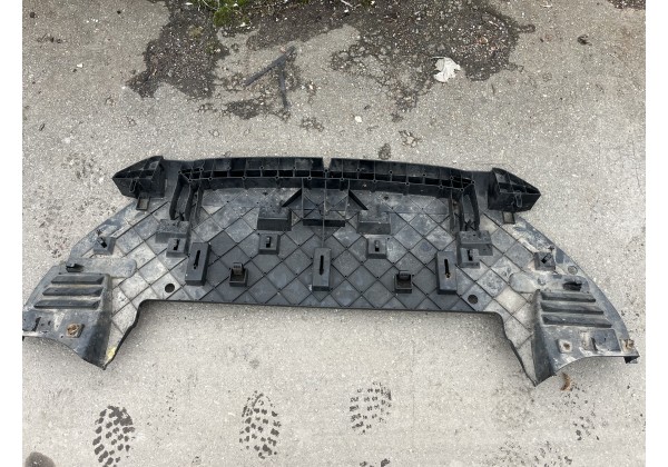 Захист переднього бампера нижній Peugeot 5008 09-16р. 9686646580