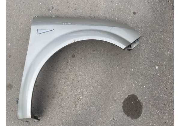 Крило переднє праве Renault Scenic II, TED11