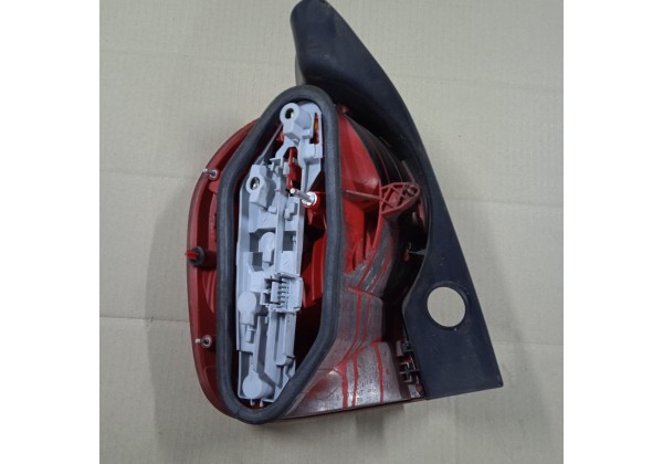 Ліхтар задній правий Renault Modus, 8200538735, жовте скло поворотника *