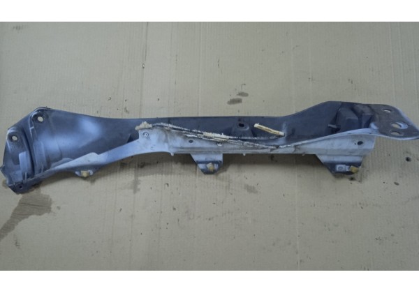 Кронштейн правого переднього крила Renault Clio 3, 8200314931 *