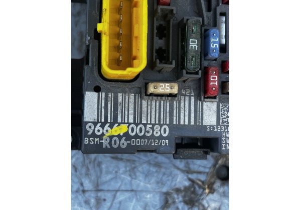 Блок запобіжників, модуль BSM R-06, Citroen , Peugeot, 9666700580