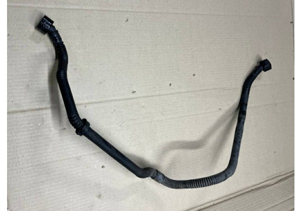 Патрубок системи охолодження двигуна Citroen C4 Picasso, C5, Peugeot 3008, 5008, 2.0 HDi, 1317TN, 9673256380