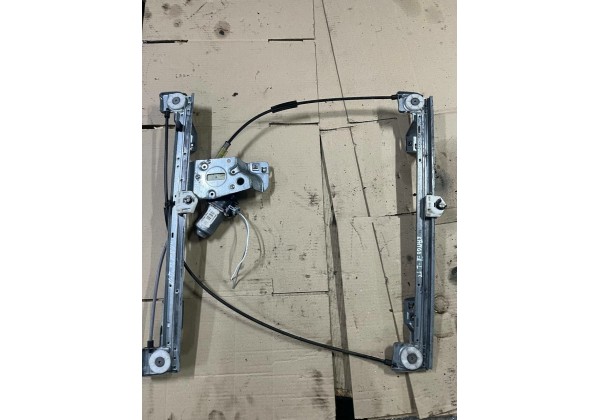 Склопідйомник лівий передній електричний Renault Kangoo II, 807212230R, 402087 A