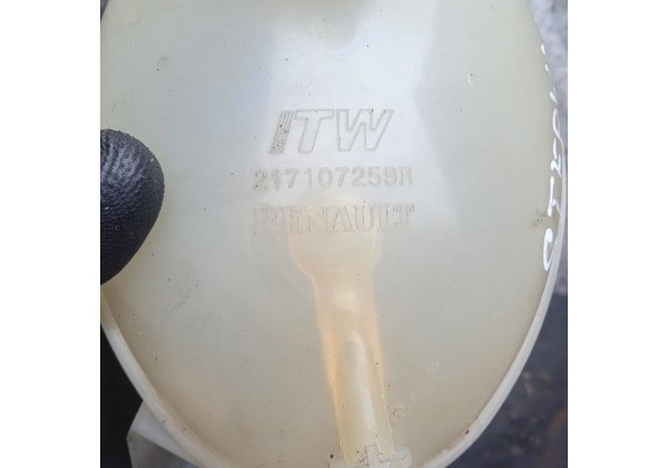Бачок розширювальний Renault Duster, Logan 2, Sandero 2, Dokker, Captur, Clio 4, 217107259R
